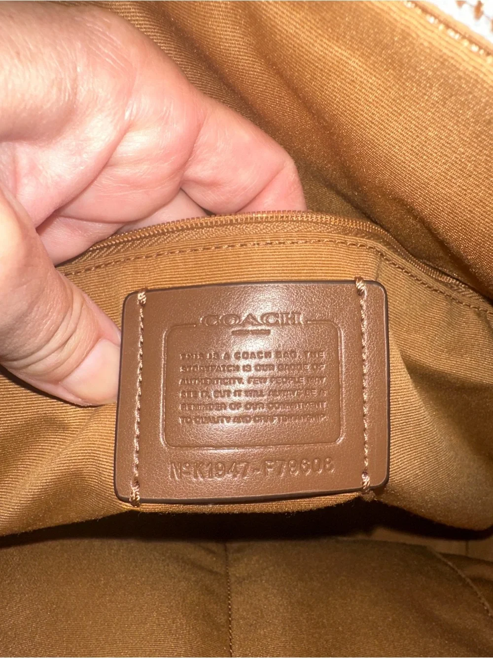 Coach GALLERY Tote & wallet set F79608 Chalk - Picture 2 of 11